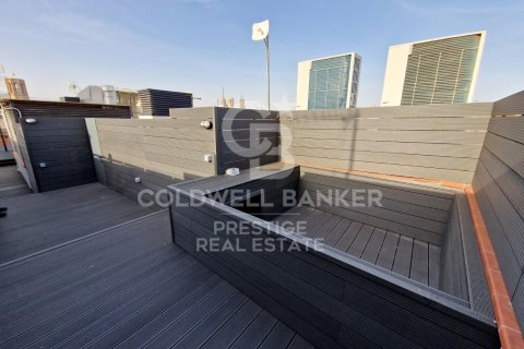 Продажа пентхауса в Барселона, Испания 2 спальни, 100м2 №159939 - фото 5