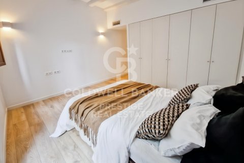 Продажа пентхауса в Барселона, Испания 2 спальни, 100м2 №159939 - фото 15