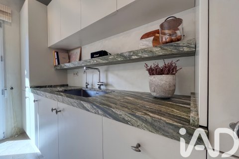 Lägenhet till salu i Alicante, Spanien 2 sovrum, 75 kvm. Nr. 152371 - foto 3