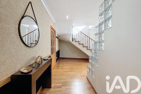 Duplex à vendre à Ribadumia, Pontevedra, Espagne, 5 chambres, 238 m2 No. 152374 - photo 4