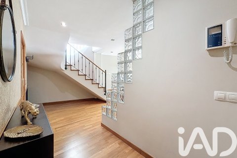 Duplex à vendre à Ribadumia, Pontevedra, Espagne, 5 chambres, 238 m2 No. 152374 - photo 5