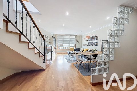 Duplex à vendre à Ribadumia, Pontevedra, Espagne, 5 chambres, 238 m2 No. 152374 - photo 7