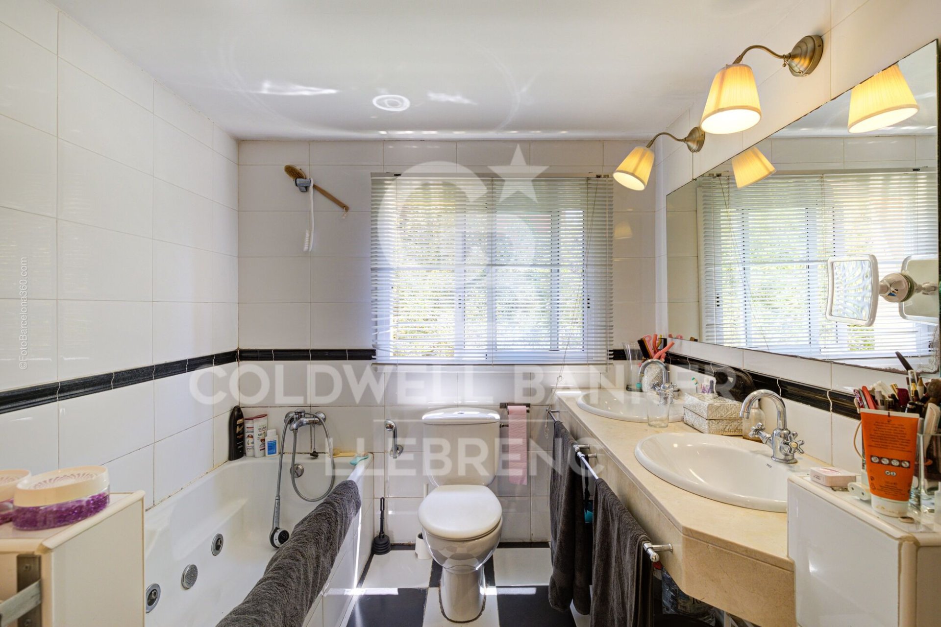 House in Barcelona, Spanien 5 Schlafzimmer, 176 m2 Nr. 179190