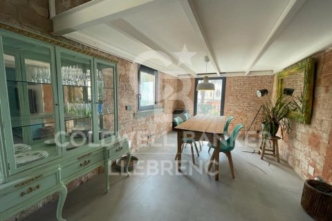 Duplex à vendre à Barcelona, Espagne, 3 chambres, 125 m2 No. 179189 - photo 6