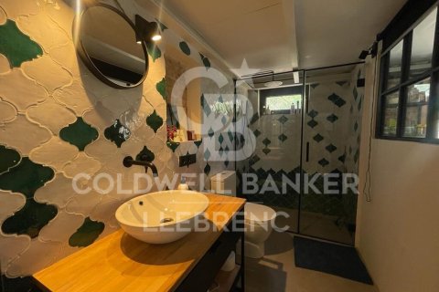 Duplex à vendre à Barcelona, Espagne, 3 chambres, 125 m2 No. 179189 - photo 15