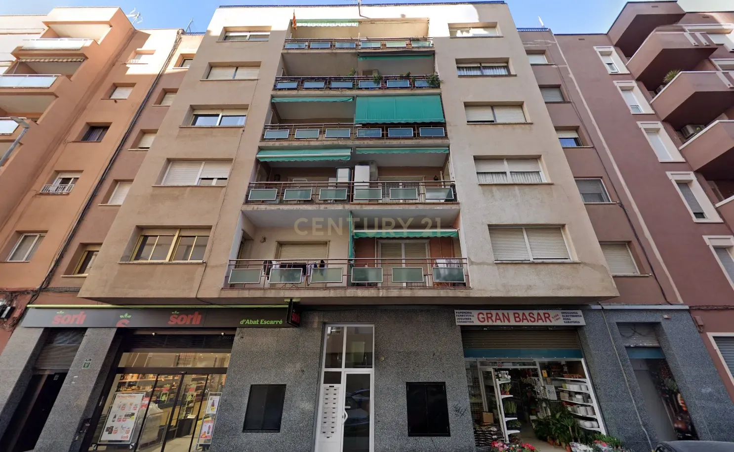 Retail store à Sabadell, Barcelona, Espagne 282 m2 No. 186558