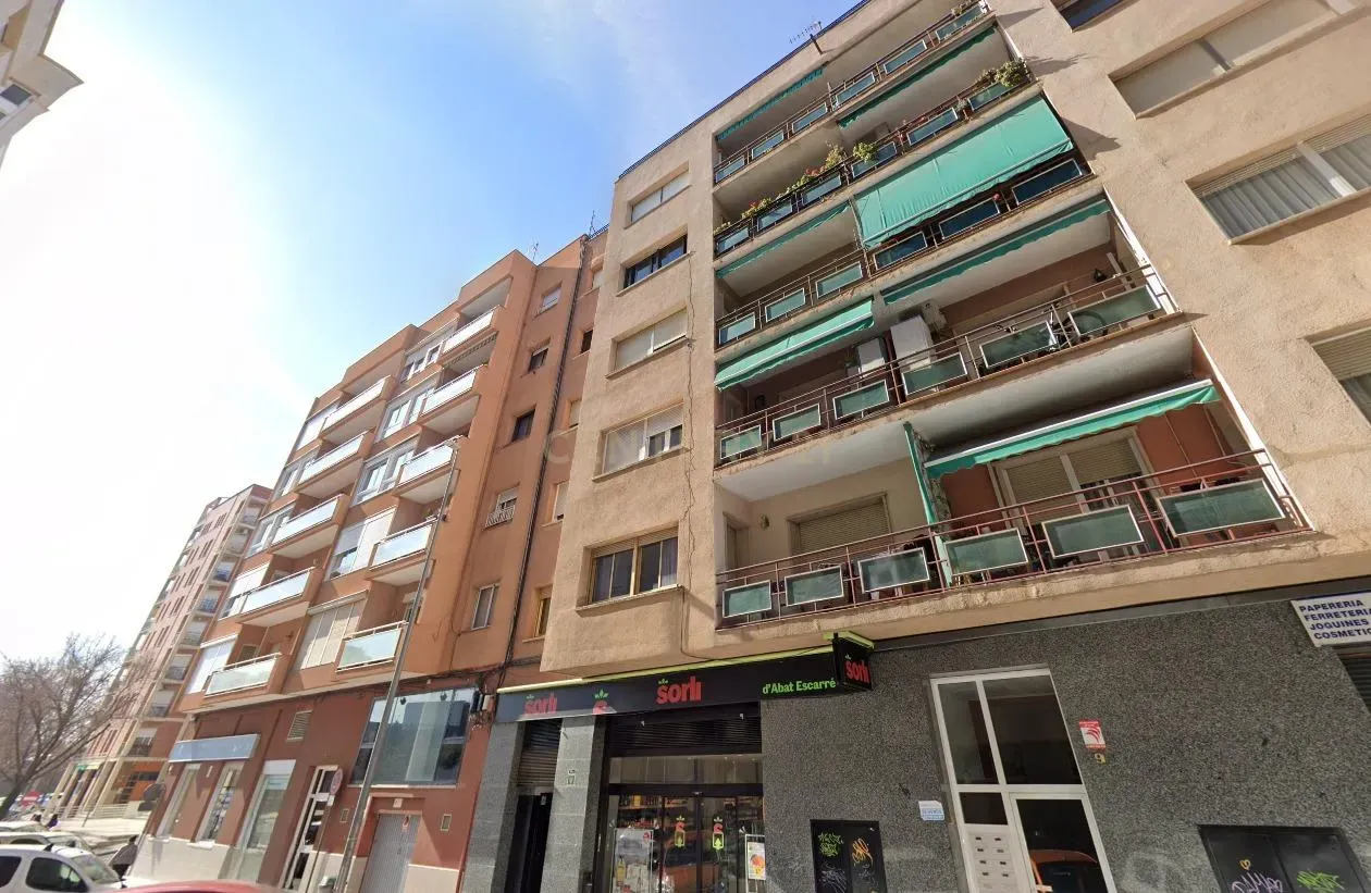 Retail store à Sabadell, Barcelona, Espagne 282 m2 No. 186558