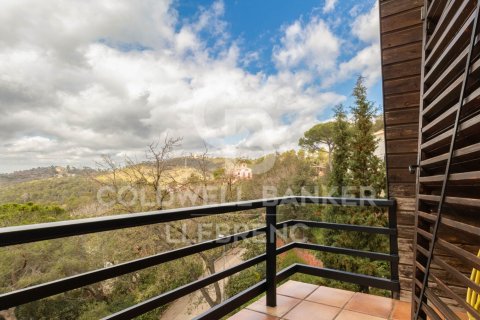 House for sale in Barcelona, Spain 6 bedrooms, 380 sq.m. No. 160431 - photo 17