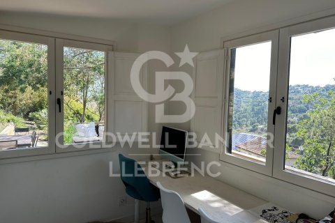 Tontti myytävänä Barcelona, Espanja , 1012 m2 No. 160430 - kuva 14