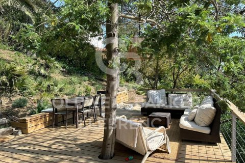 Tontti myytävänä Barcelona, Espanja , 1012 m2 No. 160430 - kuva 8