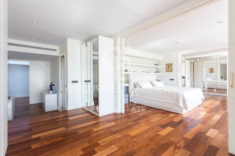 House for sale in Barcelona, Spain 7 bedrooms, 1600 sq.m. No. 160425 - photo 21