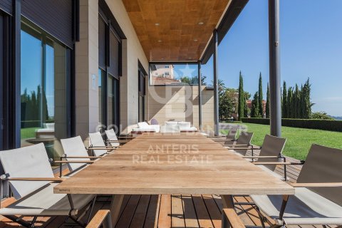 House for sale in Barcelona, Spain 7 bedrooms, 1600 sq.m. No. 160425 - photo 5