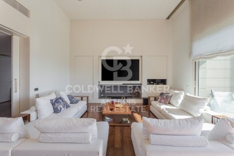 House for sale in Barcelona, Spain 7 bedrooms, 1600 sq.m. No. 160425 - photo 9