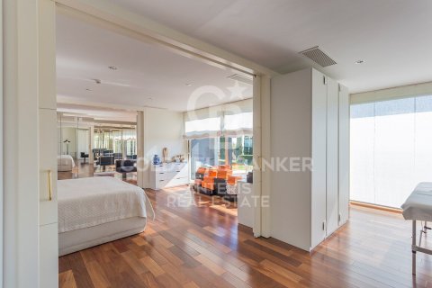 House for sale in Barcelona, Spain 7 bedrooms, 1600 sq.m. No. 160425 - photo 20