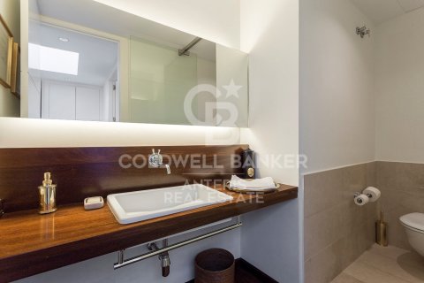 House for sale in Barcelona, Spain 7 bedrooms, 1600 sq.m. No. 160425 - photo 19