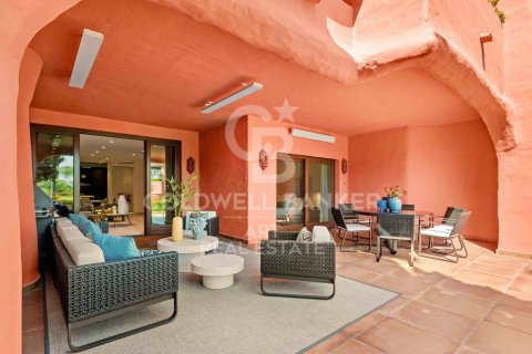 Apartment for sale in Estepona, Malaga, Spain 3 bedrooms,  No. 159454 - photo 5