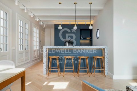 Penthouse for sale in Barcelona, Spain 3 bedrooms, 150 sq.m. No. 159455 - photo 3