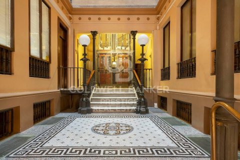 Penthouse for sale in Barcelona, Spain 3 bedrooms, 150 sq.m. No. 159455 - photo 19