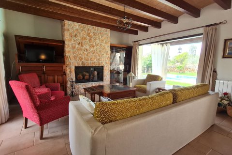 Finca à vendre Llucmajor, Mallorca, Espagne, 6 chambres, 448 m2 No. 137531 - photo 9