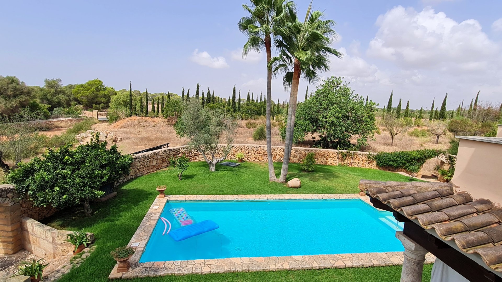 Finca in Llucmajor, Mallorca, Spain 6 bedrooms, 448 sq.m. No. 137531