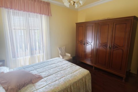 Сasa en venta en León, España 6 dormitorios, 250 m2 No. 188365 - foto 20