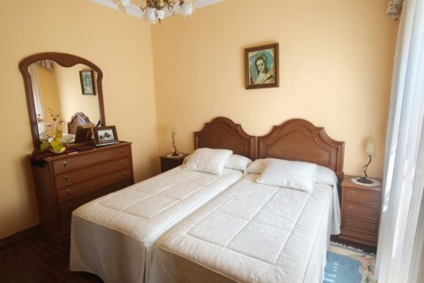 Сasa en venta en León, España 6 dormitorios, 250 m2 No. 188365 - foto 17
