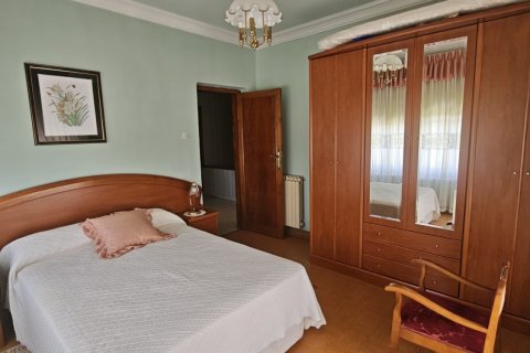 Сasa en venta en León, España 6 dormitorios, 250 m2 No. 188365 - foto 19