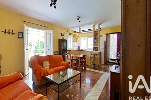 House for sale in Dos Hermanas, Seville, Spain 5 bedrooms, 316 sq.m. No. 188363 - photo 10