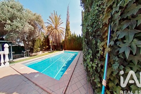 House for sale in Dos Hermanas, Seville, Spain 5 bedrooms, 316 sq.m. No. 188363 - photo 27