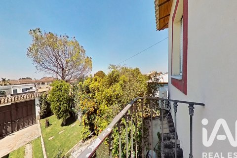 House for sale in Dos Hermanas, Seville, Spain 5 bedrooms, 316 sq.m. No. 188363 - photo 24