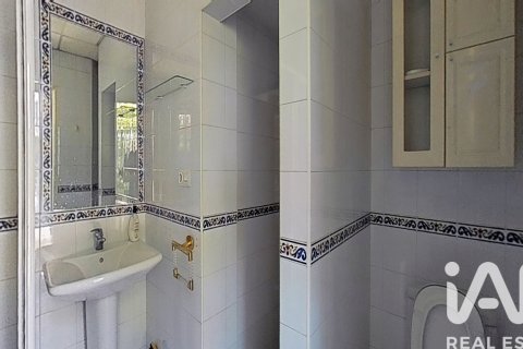 House for sale in Dos Hermanas, Seville, Spain 5 bedrooms, 316 sq.m. No. 188363 - photo 15