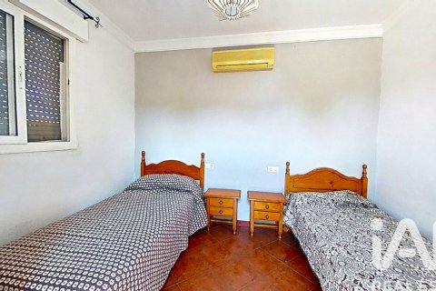 House for sale in Dos Hermanas, Seville, Spain 5 bedrooms, 316 sq.m. No. 188363 - photo 21