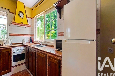 House for sale in Dos Hermanas, Seville, Spain 5 bedrooms, 316 sq.m. No. 188363 - photo 9