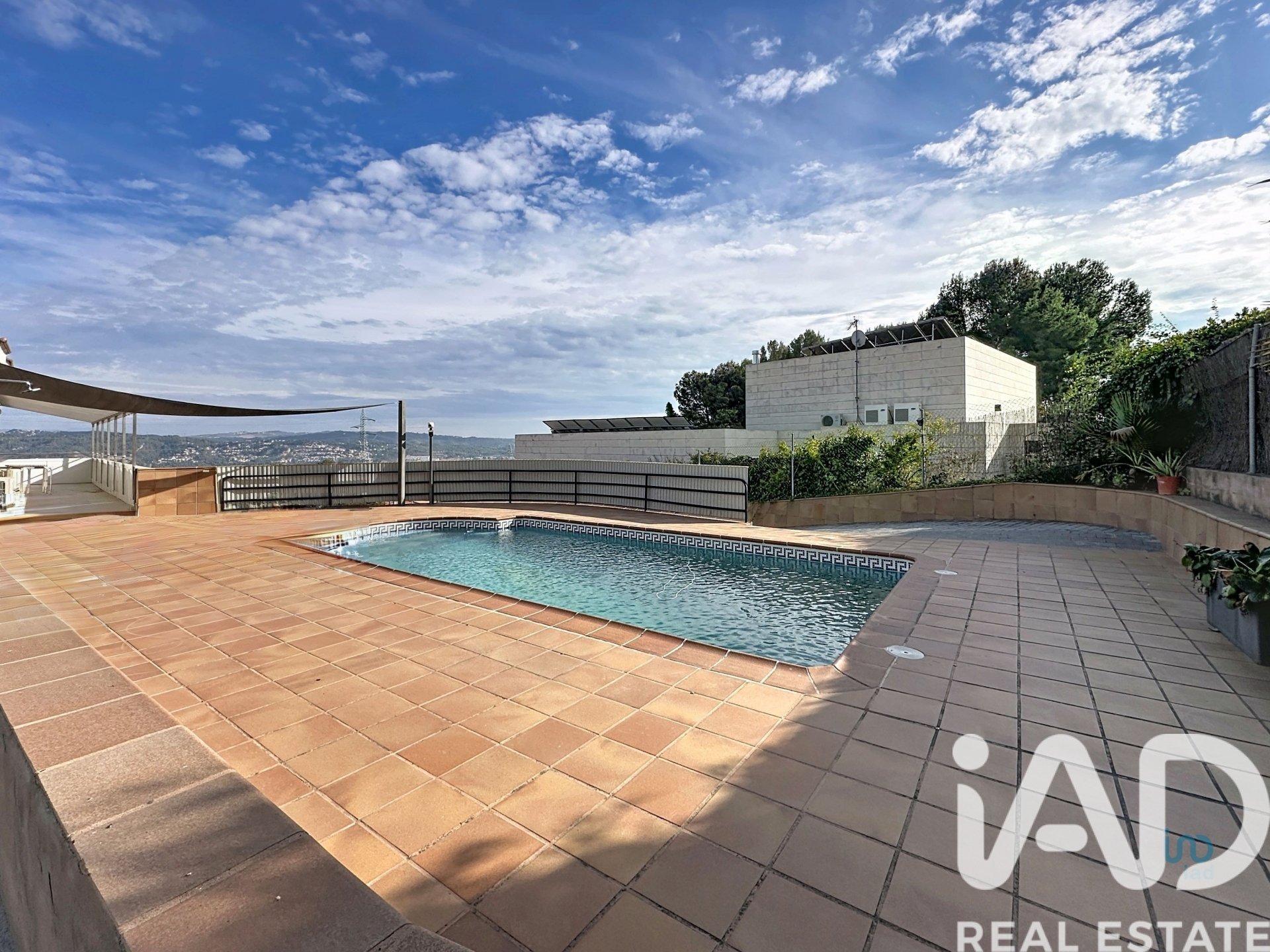House à Abrera, Barcelona, Espagne 4 chambres, 294 m2 No. 172467