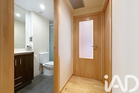 Apartment for sale in Sabadell, Barcelona, Spain 2 bedrooms, 99 sq.m. No. 172463 - photo 16