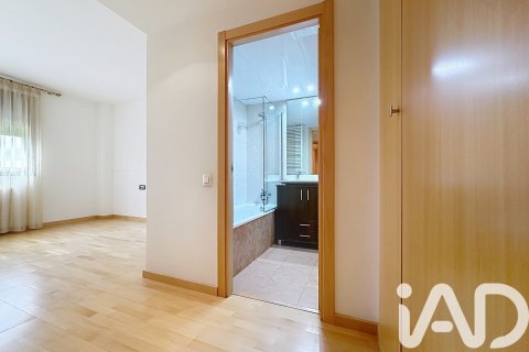 Apartment for sale in Sabadell, Barcelona, Spain 2 bedrooms, 99 sq.m. No. 172463 - photo 21