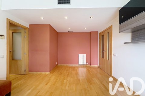 Apartment for sale in Sabadell, Barcelona, Spain 2 bedrooms, 99 sq.m. No. 172463 - photo 6