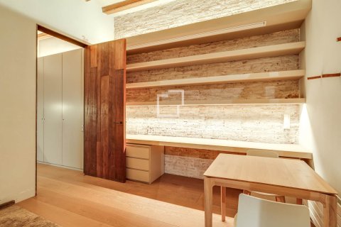 Huoneisto myytävänä Barcelona, Espanja, 1 makuuhuone, 66 m2 No. 166794 - kuva 4