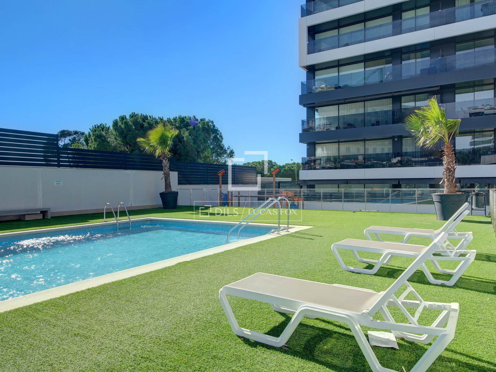 Dzīvoklis Sant Just Desvern, Barcelona, Spānijā 4 istabas, 133 m2 Nr. 166798