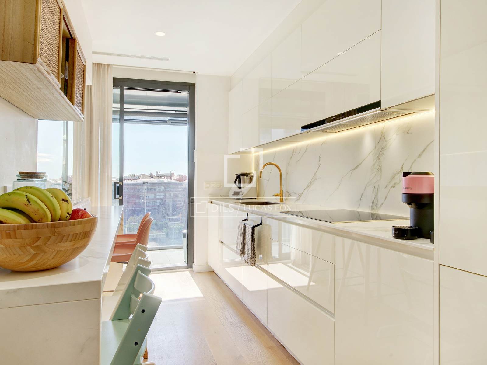Dzīvoklis Sant Just Desvern, Barcelona, Spānijā 4 istabas, 133 m2 Nr. 166798