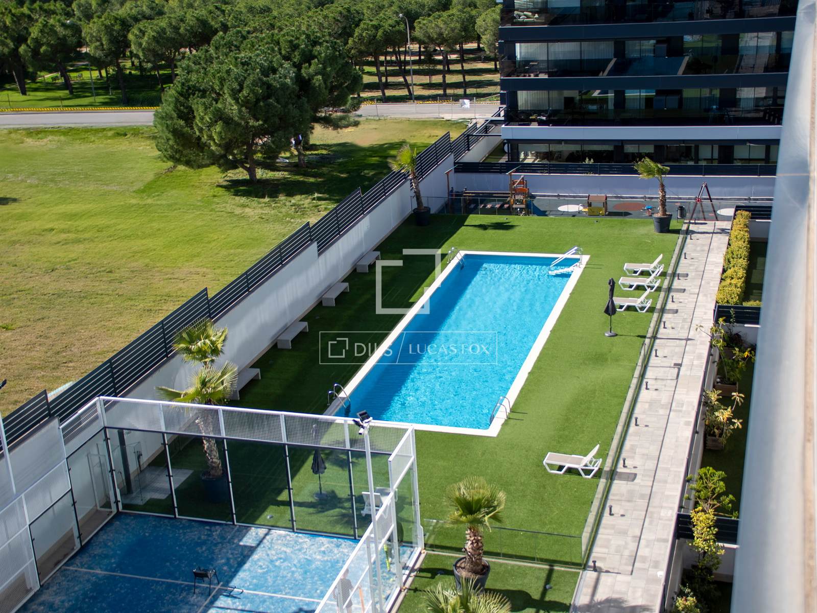 Dzīvoklis Sant Just Desvern, Barcelona, Spānijā 4 istabas, 133 m2 Nr. 166798