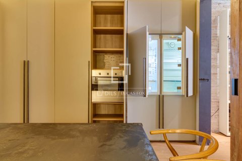 Apartament w Barcelona, Hiszpania 2 sypialnie, 160 mkw. nr 166795 – zdjęcie 29