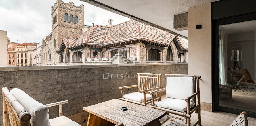 Wohnung in Barcelona, Spanien 3 Schlafzimmer, 109 m2 Nr. 166796