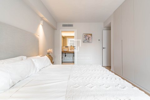 Apartament w Barcelona, Hiszpania 3 sypialnie, 123 mkw. nr 166796 – zdjęcie 22