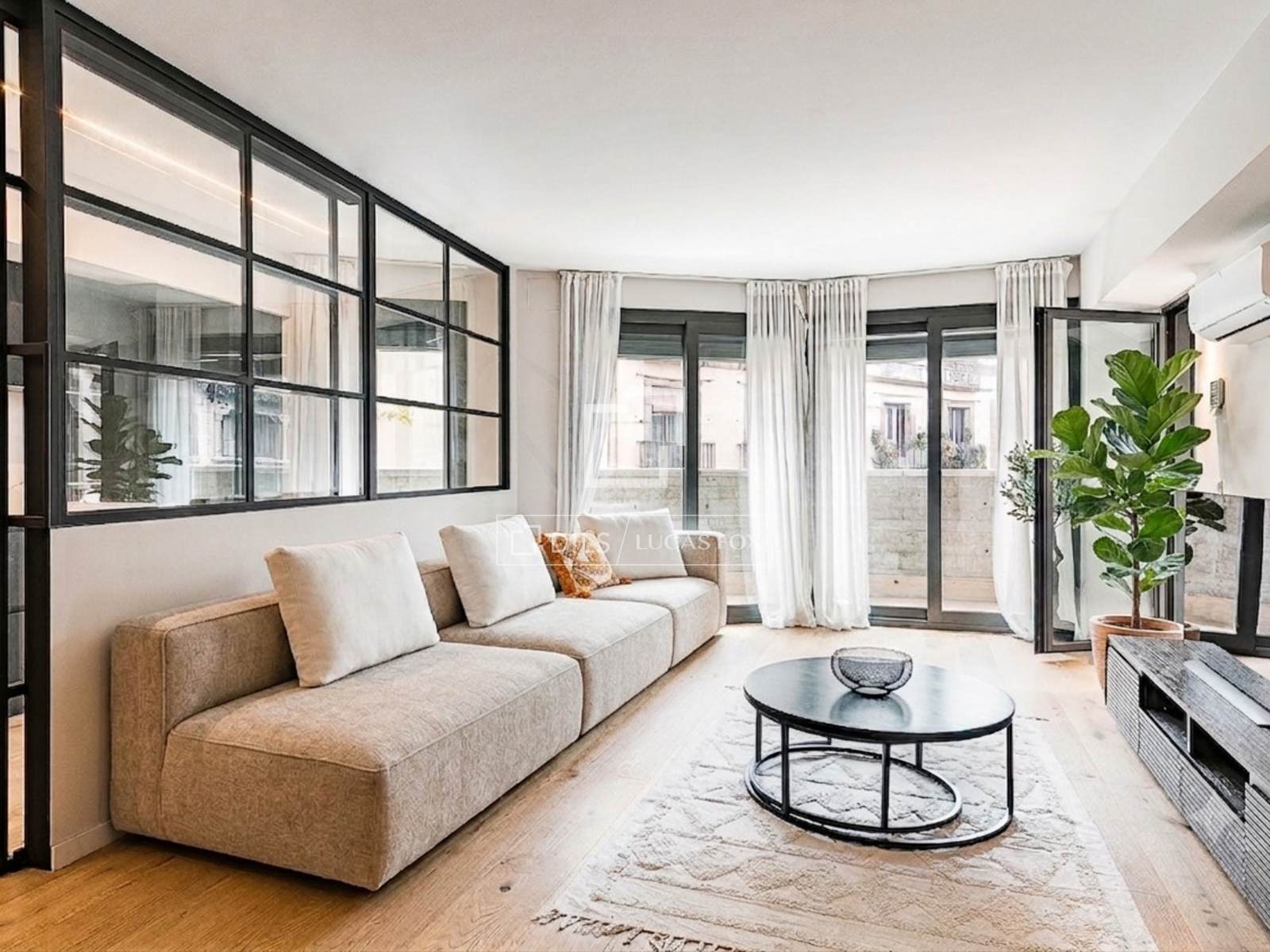 Appartamento a Barcelona, Spagna 3 camere da letto, 109 mq. N° 166796