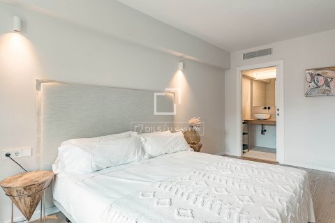 Apartament w Barcelona, Hiszpania 3 sypialnie, 123 mkw. nr 166796 – zdjęcie 21