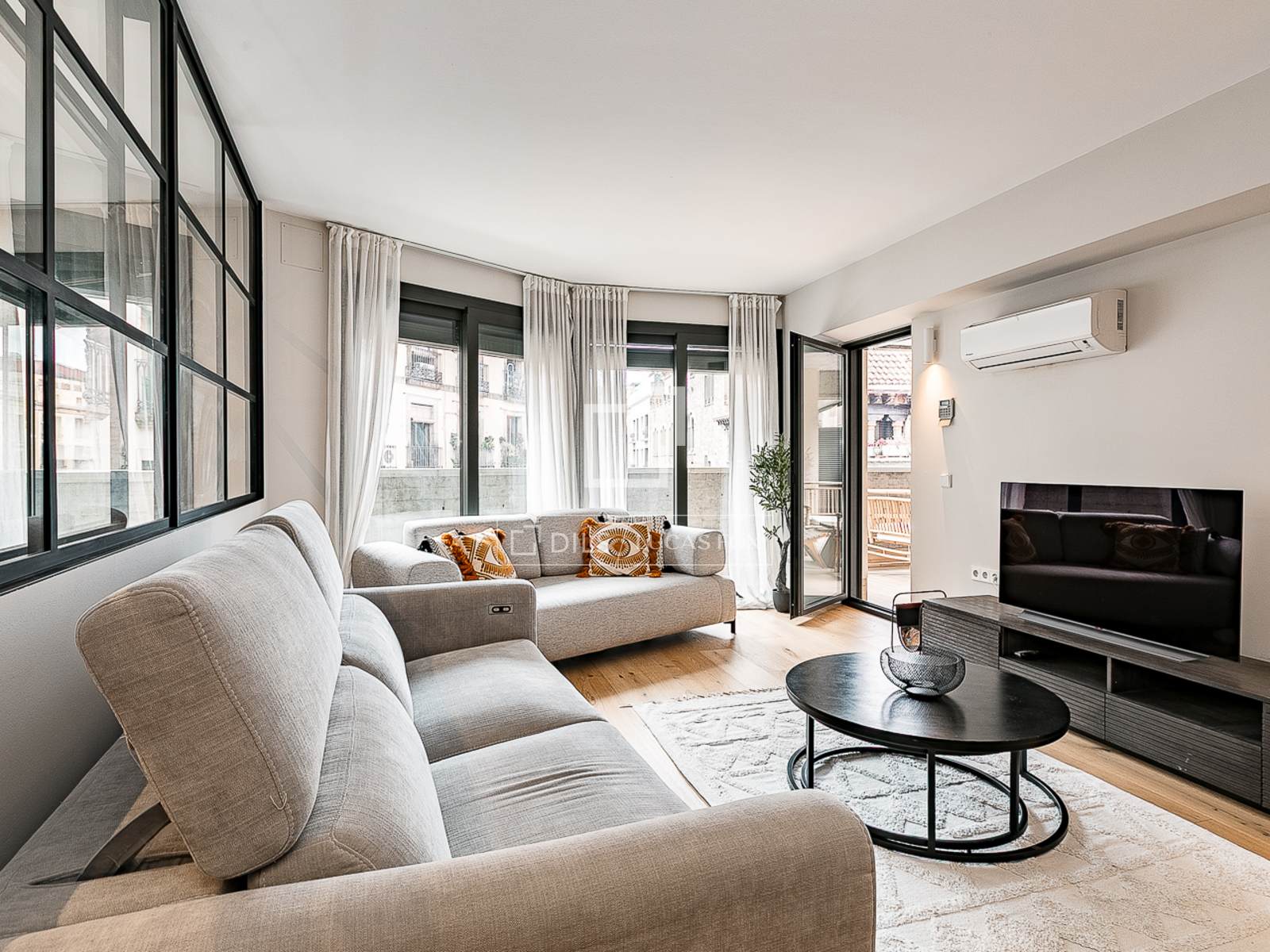 Appartamento a Barcelona, Spagna 3 camere da letto, 109 mq. N° 166796