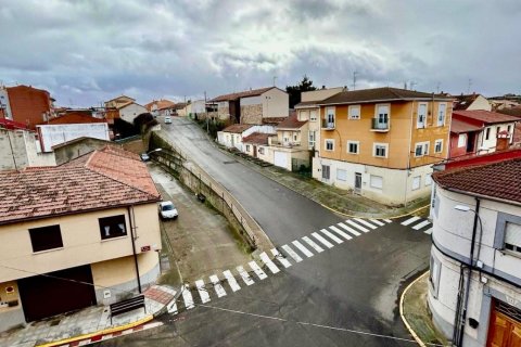 Dzīvoklis pārdošanā La Baneza, Leon, Spānijā 3 istabas, 164 m2 Nr. 185026 - attēls 28