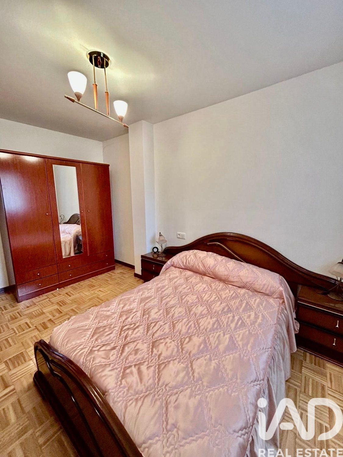 Apartment in La Baneza, Leon, Spain 3 bedrooms, 164 sq.m. No. 185026