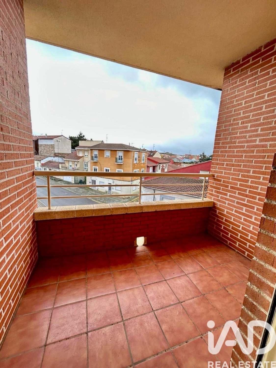Apartment in La Baneza, Leon, Spain 3 bedrooms, 164 sq.m. No. 185026